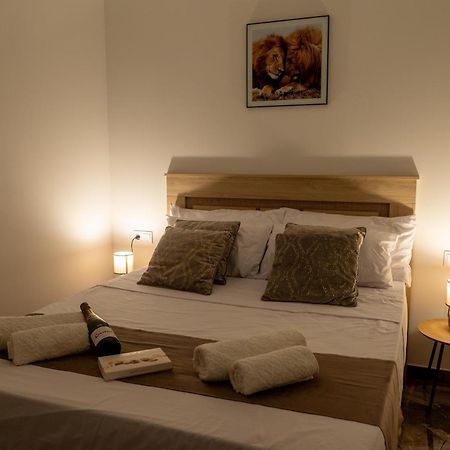 Apartamento Turistico Lux Center Valence Extérieur photo
