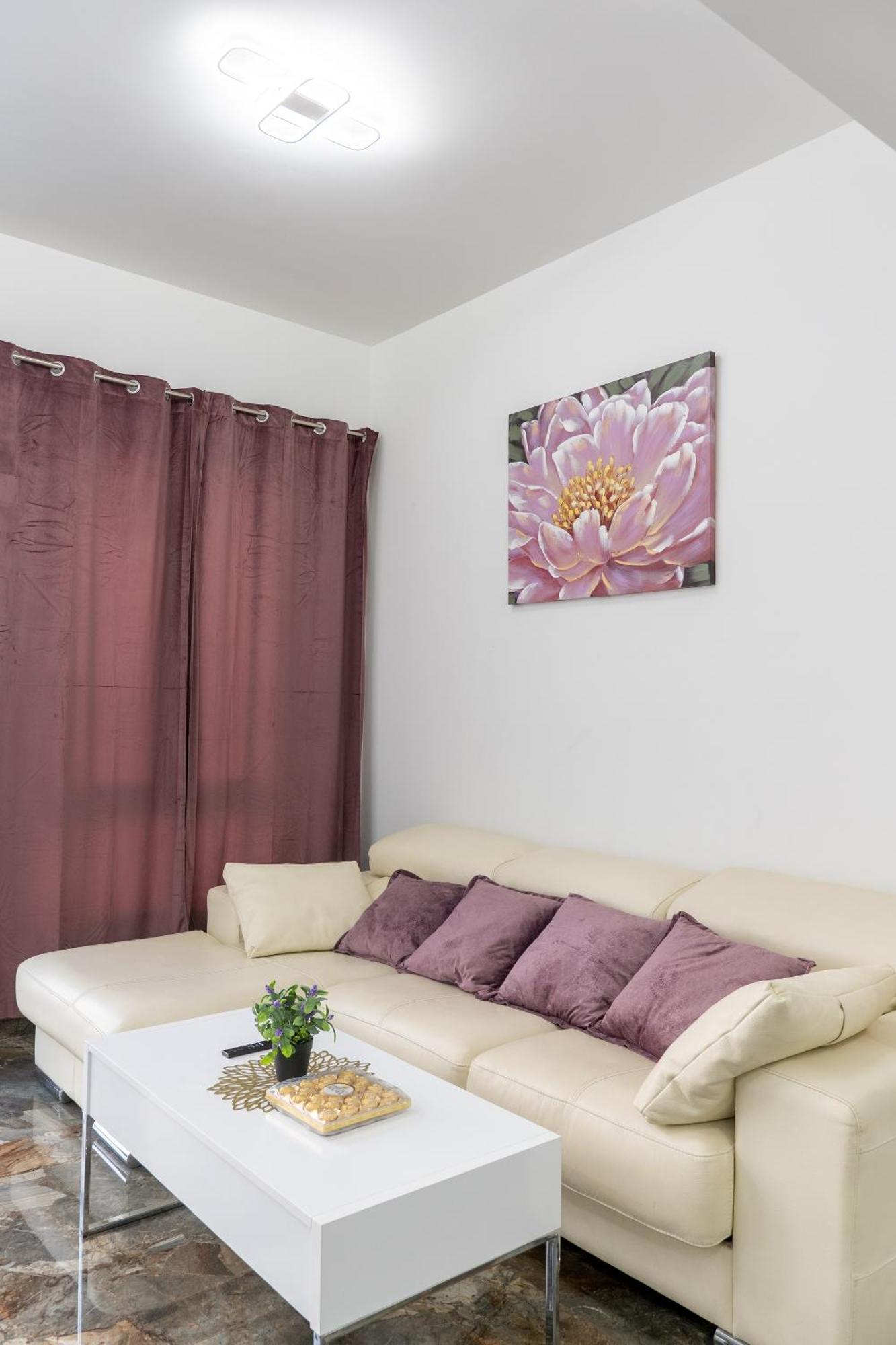 Apartamento Turistico Lux Center Valence Extérieur photo