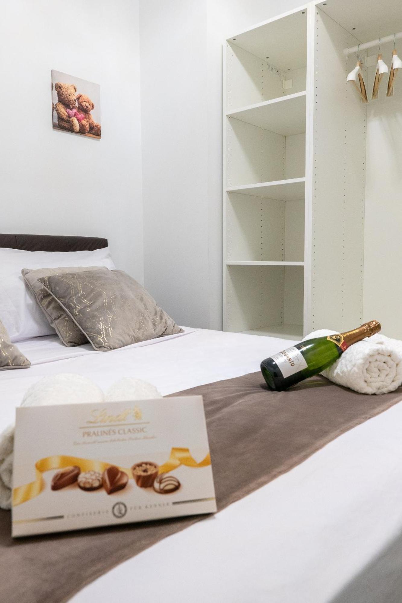 Apartamento Turistico Lux Center Valence Extérieur photo